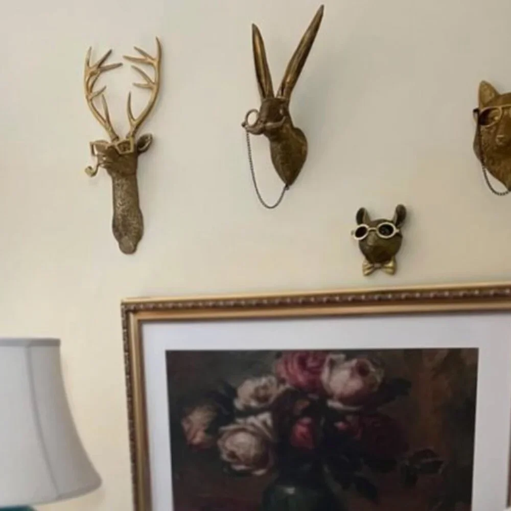 Gold Deer in Glasses Wall Art – Whimsical Statement Décor